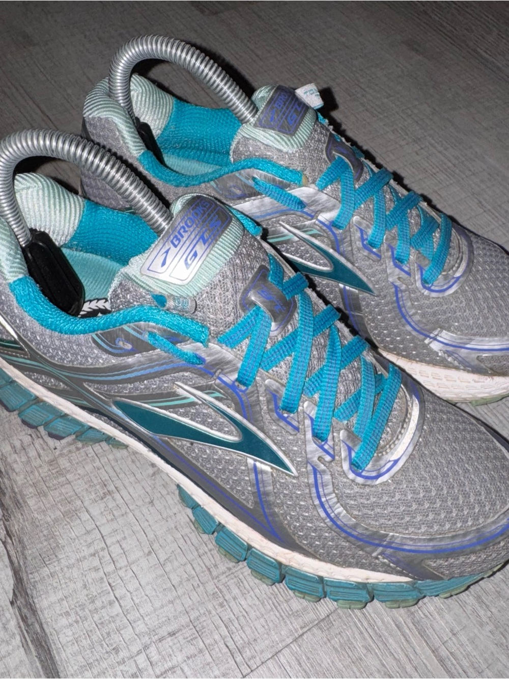 Brooks Adrenaline GTS 16 Running Shoes Women’s Size 7 Medium Grey Teal Comfort